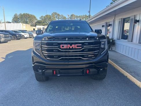 Used 2023 GMC Sierra 1500 AT4 w/ AT4 Preferred Package image 2