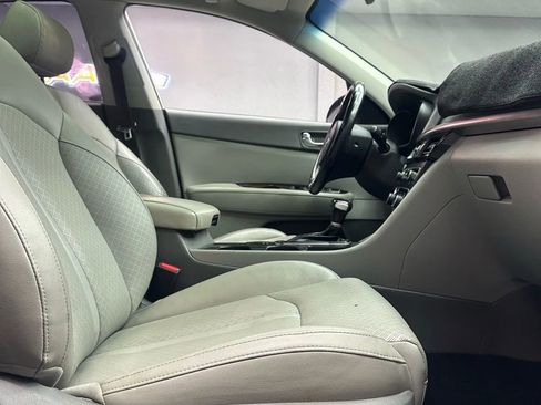 Used 2016 Kia Optima EX w/ Premium Package image 28