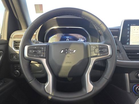 Used 2024 Chevrolet Suburban Z71 w/ Luxury Package image 34