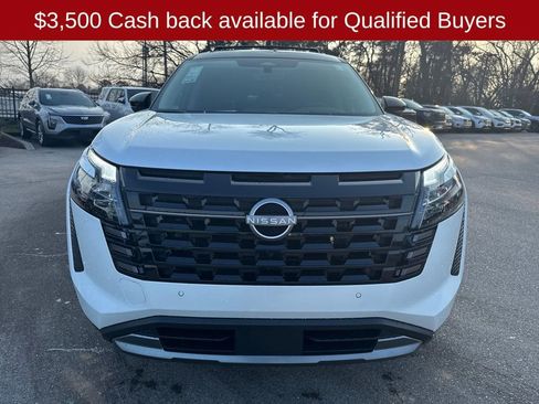 New 2026 Nissan Pathfinder Platinum w/ Cargo Package FWD image 9