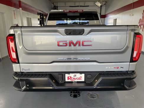 New 2026 GMC Sierra 1500 AT4X image 5