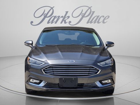 Used 2018 Ford Fusion Titanium AWD/4WD image 9