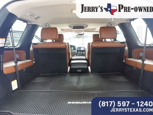 Used 2022 Toyota Sequoia Platinum RWD image 23