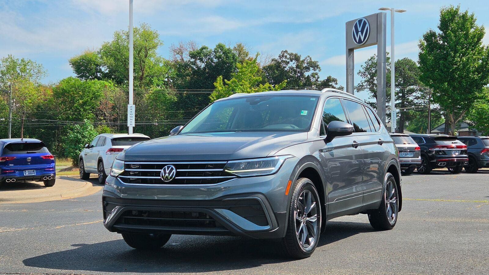 Certified 2023 Volkswagen Tiguan SE AWD/4WD image 9