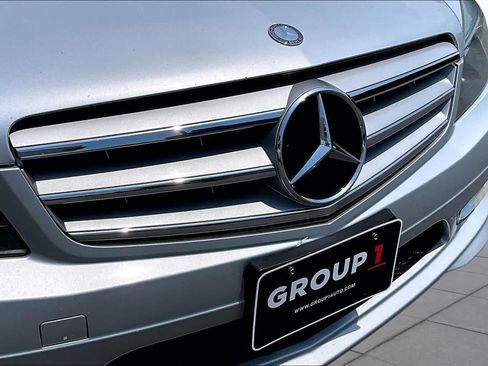 Used 2011 Mercedes-Benz C 300 4MATIC Sedan image 29