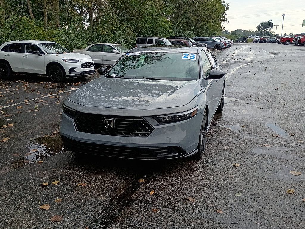 Used 2023 Honda Accord Sport image 7