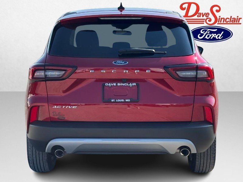 Used 2025 Ford Escape Active w/ Cold Weather Package FWD image 8