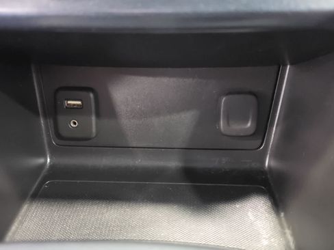 Used 2018 Chevrolet Colorado LT w/ Redline Special Edition AWD/4WD image 22