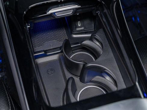 Certified 2025 Mercedes-Benz GLC 300 image 24