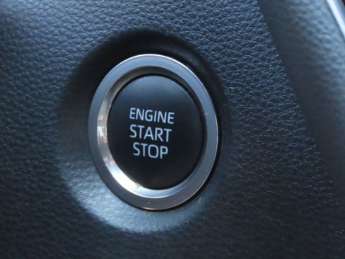 Used 2019 Toyota Corolla XSE FWD image 21