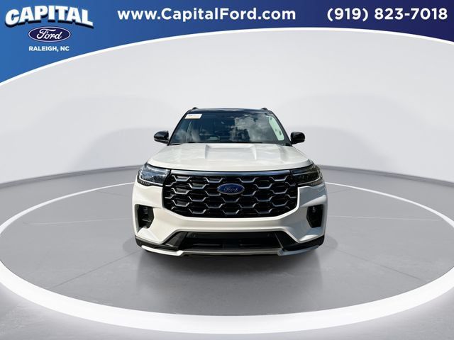 Certified 2025 Ford Explorer Platinum w/ Ultimate Package RWD image 3