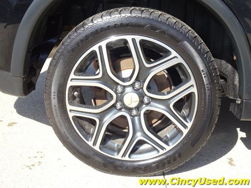 Used 2015 Mitsubishi Outlander GT AWD/4WD image 31