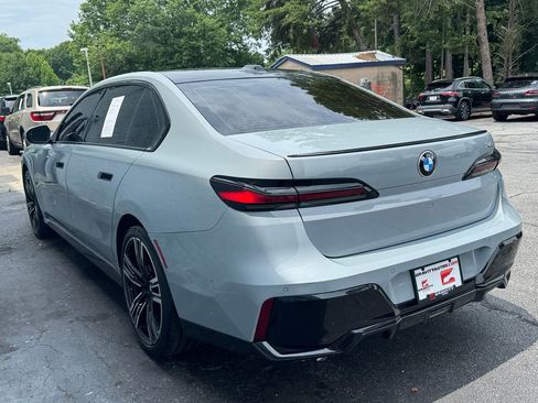 Used 2023 BMW 740i w/ Parking Assistance Package RWD image 8