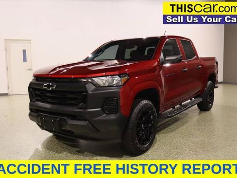 Used 2025 Chevrolet Colorado W/T w/ WT Custom Package RWD image 5