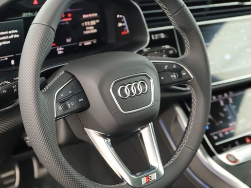 New 2026 Audi SQ7 Premium Plus image 16