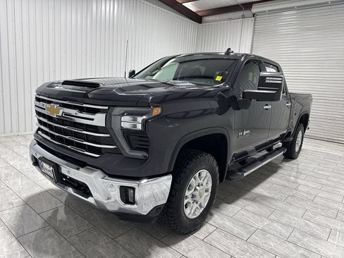 Used 2024 Chevrolet Silverado 2500 LTZ w/ LTZ Texas Edition AWD/4WD image 1
