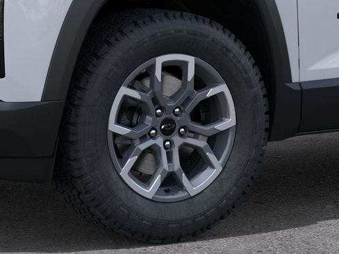 New 2026 Chevrolet Equinox ACTIV w/ Safety and Technology Package AWD/4WD image 33