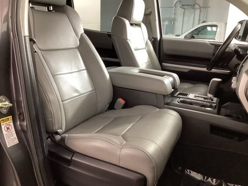 Used 2014 Toyota Tundra Limited w/ Limited Premium Package AWD/4WD image 22