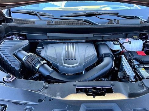 Used 2025 Chevrolet Traverse High Country image 31