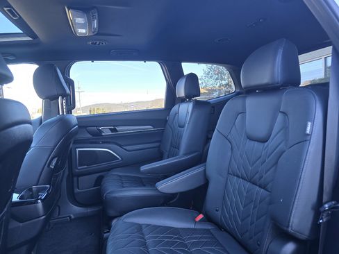 Used 2025 Kia Telluride EX X-Line image 14