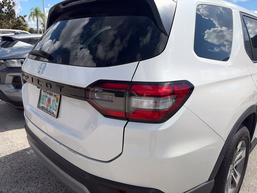 Used 2024 Honda Pilot EX-L image 9