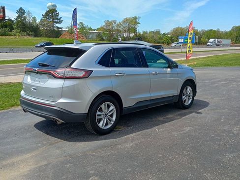 Used 2016 Ford Edge SEL w/ Equipment Group 201A FWD image 5