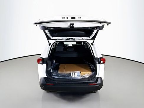 New 2025 Toyota RAV4 XLE image 23