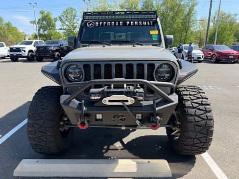 Used 2022 Jeep Gladiator Overland image 19