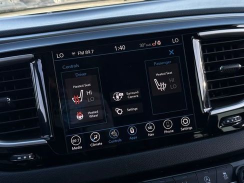 Used 2020 Chrysler Pacifica Touring w/ Advanced Safetytec Group image 20