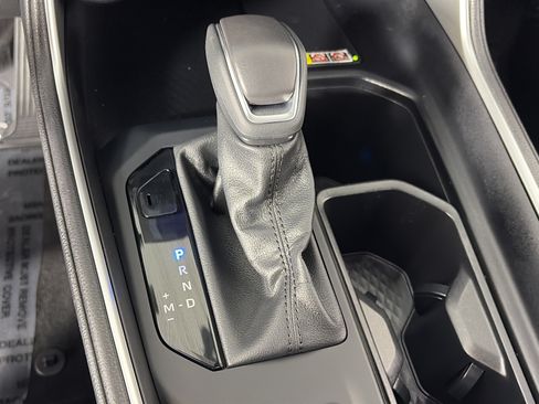 Used 2024 Toyota Grand Highlander AWD image 27