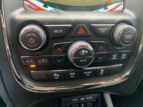 Used 2019 Dodge Durango R/T w/ Trailer Tow Group IV AWD/4WD image 19