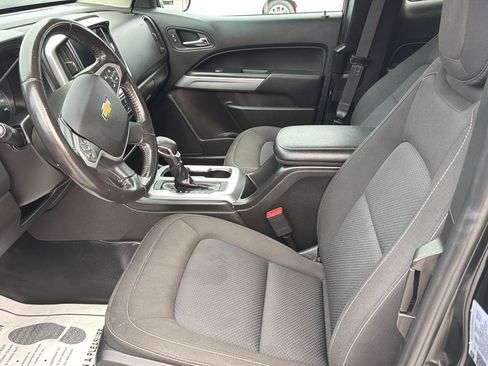 Used 2022 Chevrolet Colorado LT w/ Fleet Safety Package RWD image 12