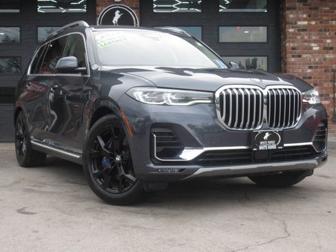 Used 2022 BMW X7 xDrive40i w/ Executive Package AWD/4WD image 1