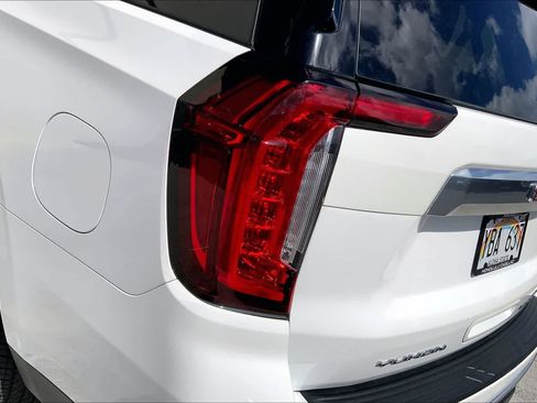 Used 2024 GMC Yukon Denali AWD/4WD image 32