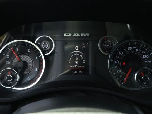 Used 2022 RAM 2500 Tradesman w/ Chrome Appearance Group image 12