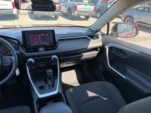 Used 2020 Toyota RAV4 LE w/ All Weather Liner Package AWD/4WD image 13