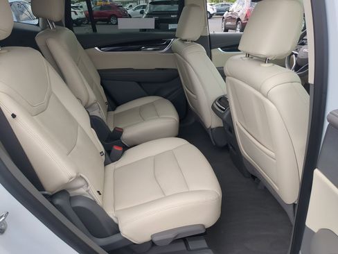 Certified 2023 Cadillac XT6 Premium Luxury w/ Technology Package AWD/4WD image 26