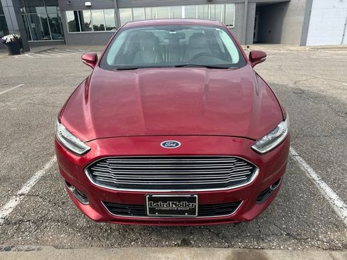 Used 2016 Ford Fusion Titanium FWD image 4