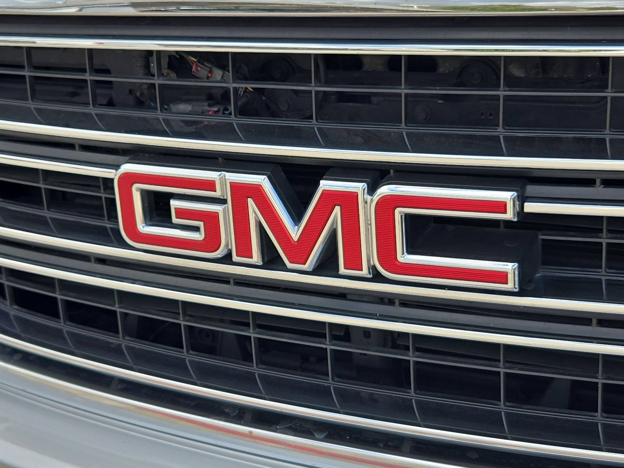 Used 2020 GMC Yukon SLT w/ Open Road Package RWD image 4