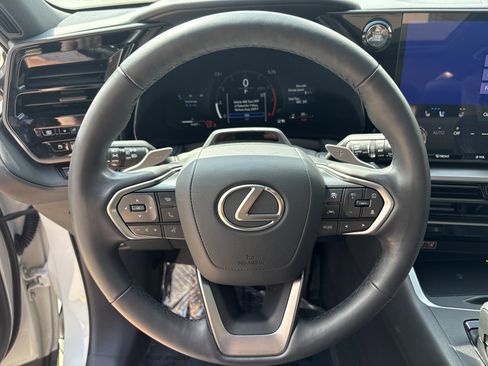 Certified 2025 Lexus TX 350 AWD w/ Technology Package image 18