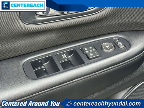 Used 2018 Honda HR-V LX image 15
