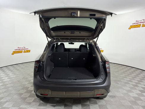 Certified 2026 Nissan Kicks SV w/ Interior Electronics Package FWD image 5
