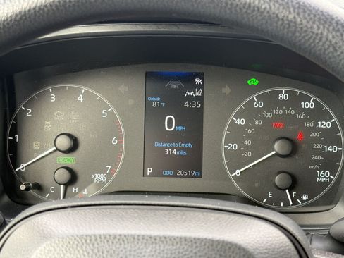 Used 2025 Toyota Corolla LE FWD image 22