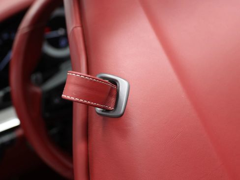 Used 2022 Porsche 911 Carrera image 61