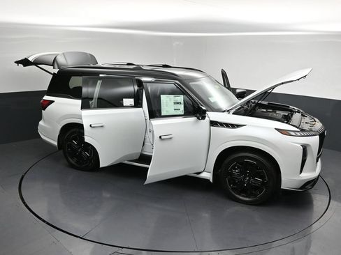 New 2027 INFINITI QX80 Sensory w/ Sport Exterior Package AWD/4WD image 35