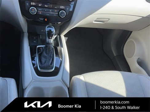 Used 2021 Nissan Rogue Sport SV w/ Technology Package image 23