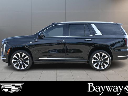Certified 2025 Cadillac Escalade Premium Luxury w/ Touring Package AWD/4WD image 5