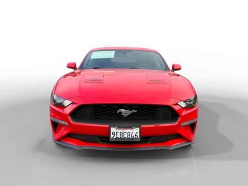 Used 2020 Ford Mustang Coupe image 8