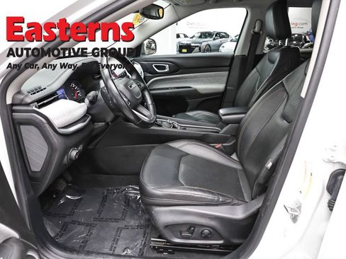 Used 2022 Jeep Compass Latitude AWD/4WD image 13