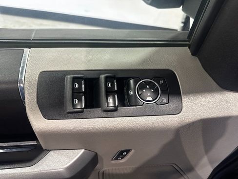 Used 2016 Ford F150 XLT w/ Equipment Group 301A Mid image 18